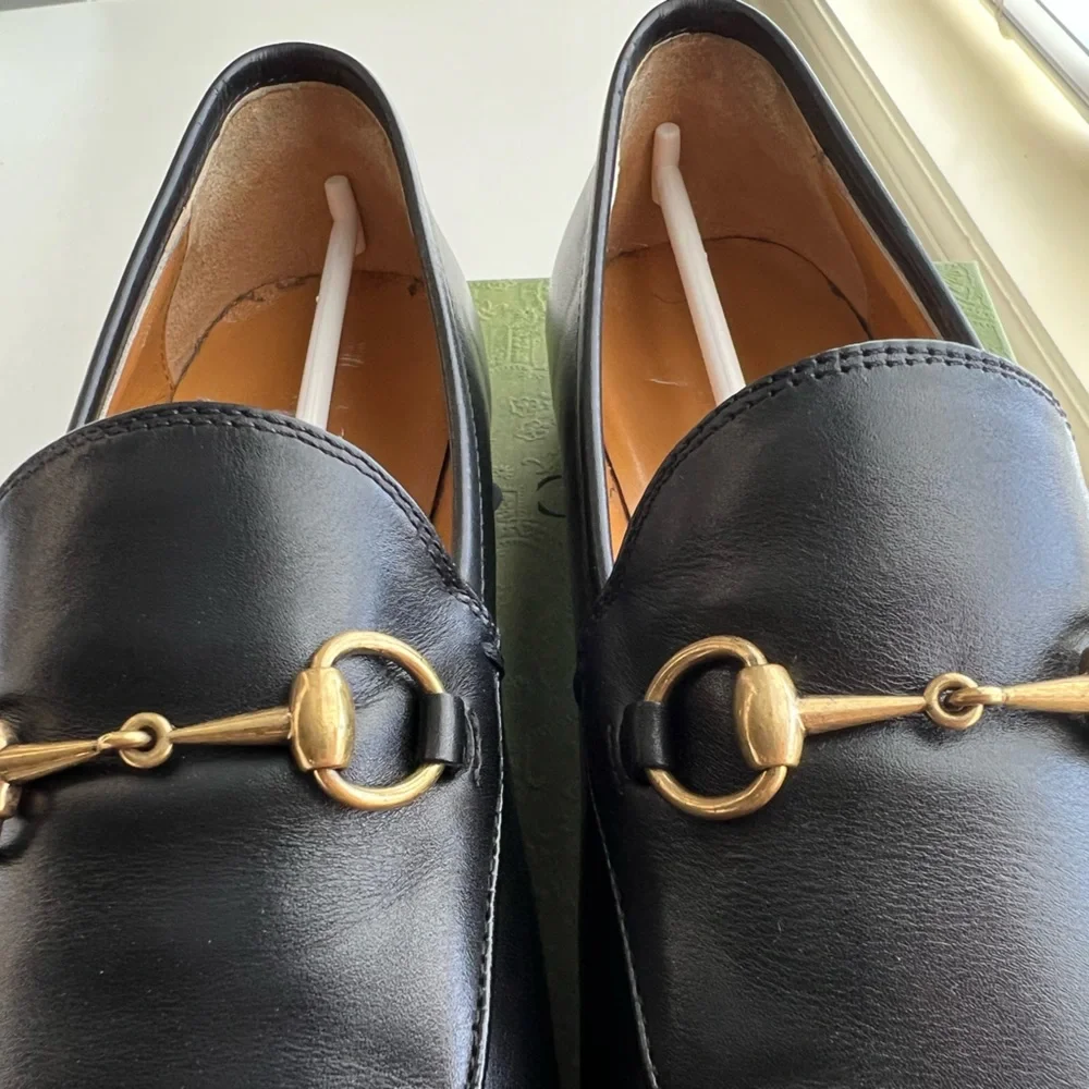 Gucci Black Leather Loafers with Gold Hardware - Picture 14 of 15